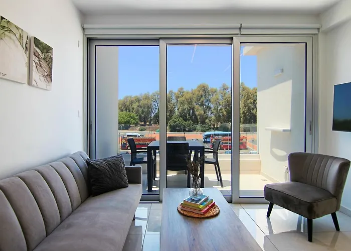 Phaedrus Living - Seaside Executive Flat Harbour 207 Apartmán *