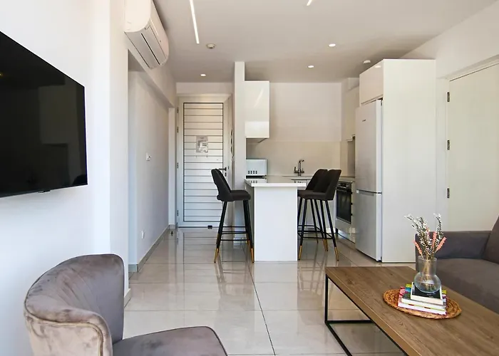 Phaedrus Living - Seaside Executive Flat Harbour 207 Apartmán