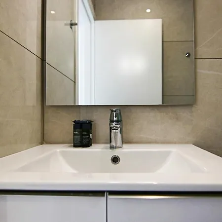 Phaedrus Living - Seaside Executive Flat Harbour 207 Paphos