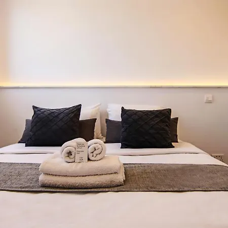 Phaedrus Living - Seaside Executive Flat Harbour 207 Apartament